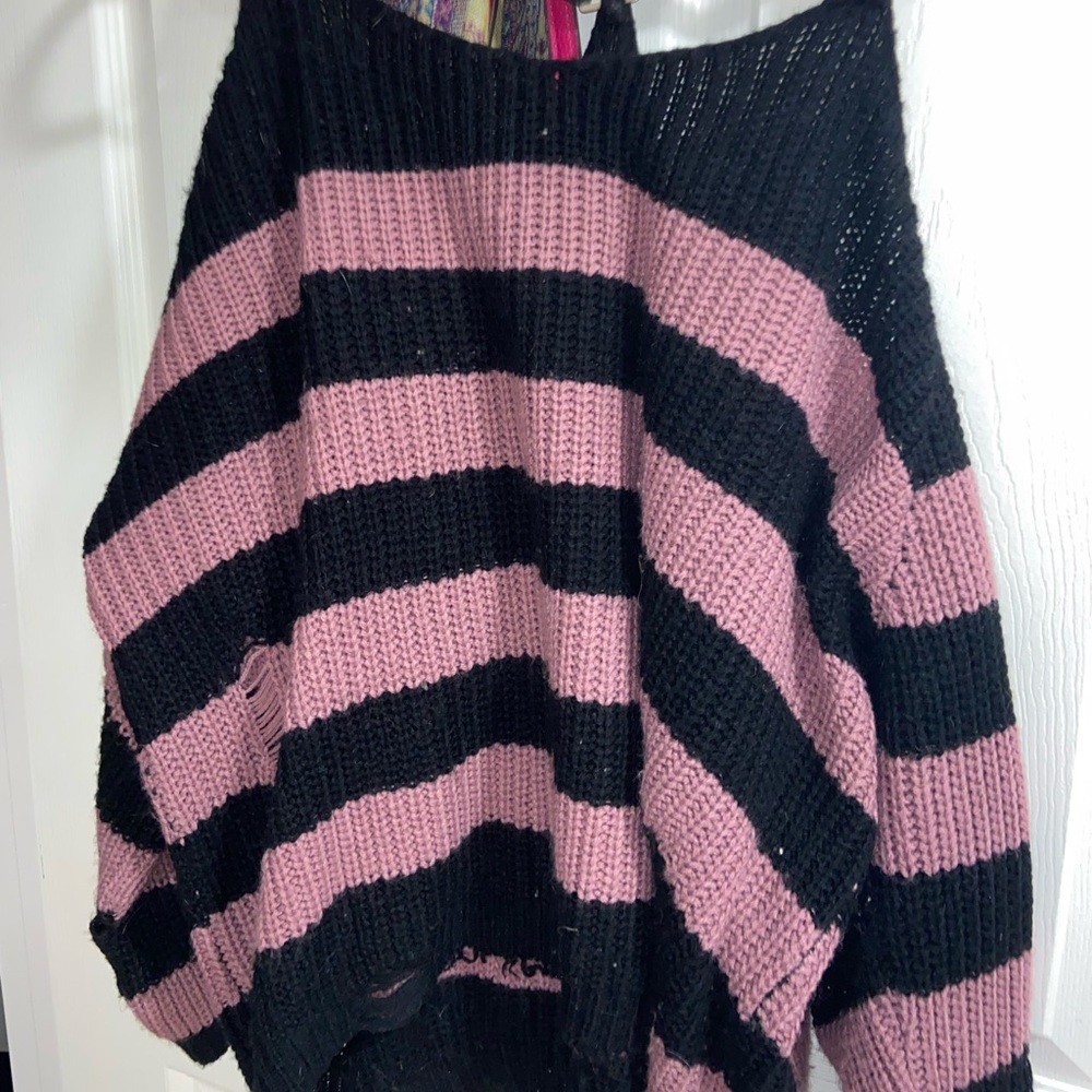 SHEIN Plus Two Tone Cold Shoulder Sweater in Mauve Purple